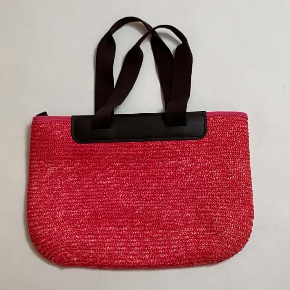 NWOT PUMA wicker and rubber purse! - Picture 4 of 9